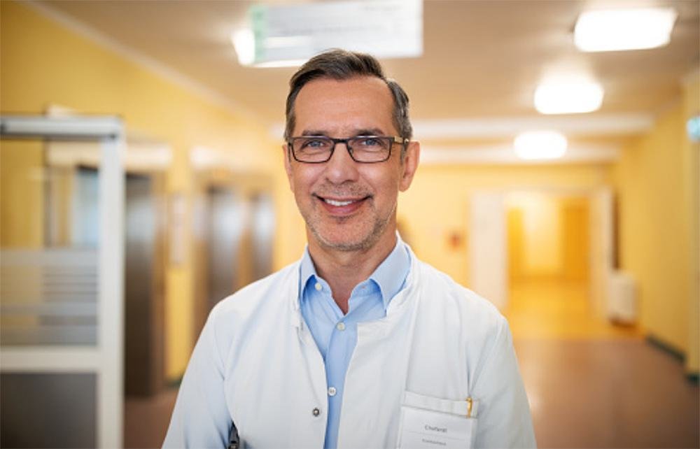 Dr. Christian Brunner,<br>FMH Medicina Fisica & Riabilitazione